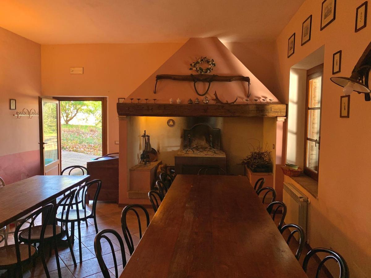 Montecastelli Pisano Fattoria San Paolo Agriturismo מראה חיצוני תמונה