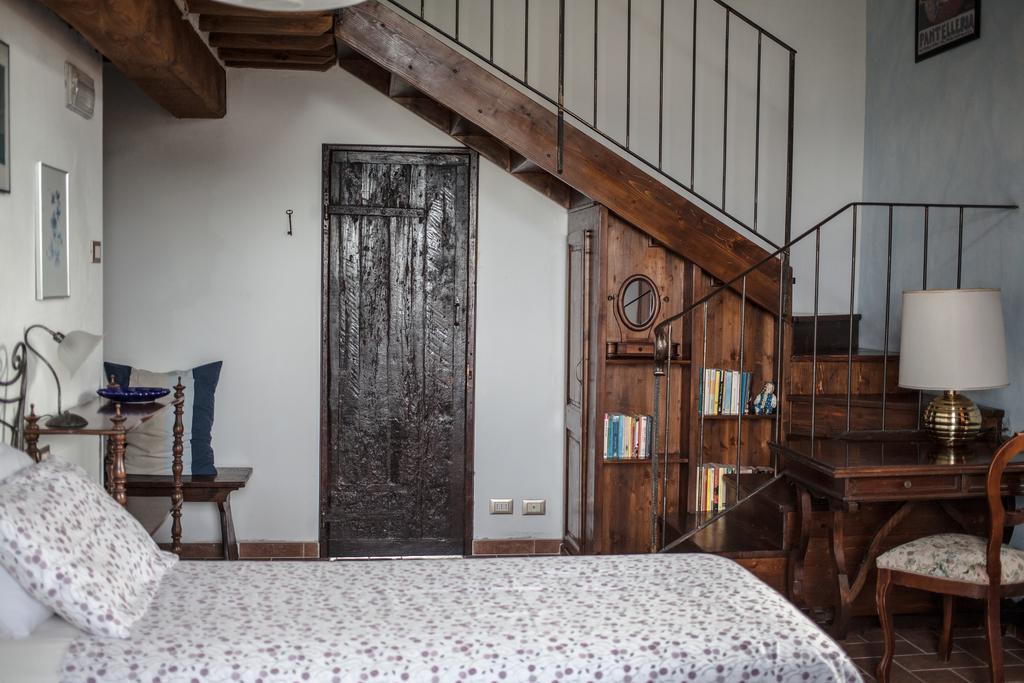 Montecastelli Pisano Fattoria San Paolo Agriturismo מראה חיצוני תמונה